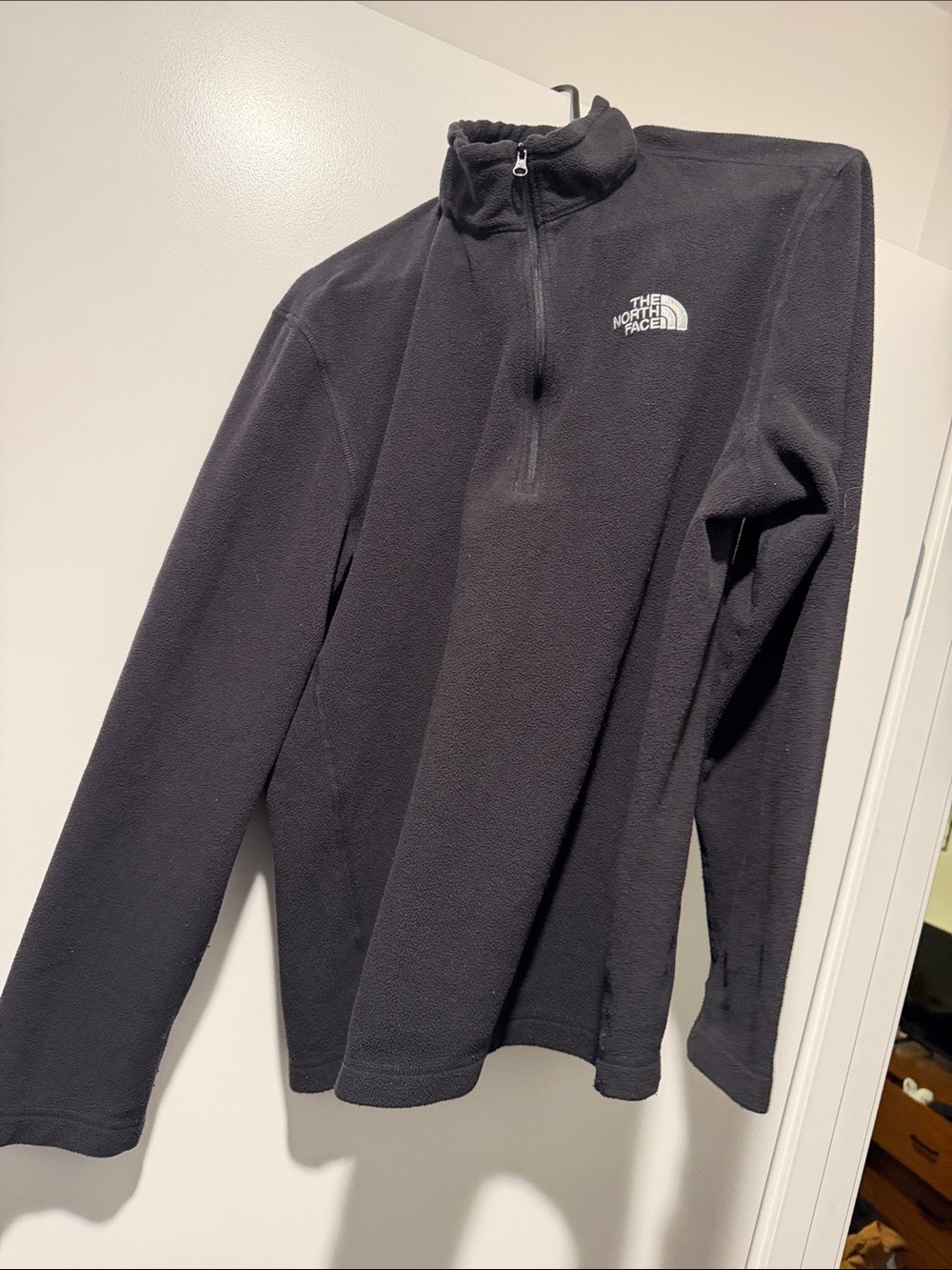 The North Face Men's Black Half-Zip Fleece Pullover